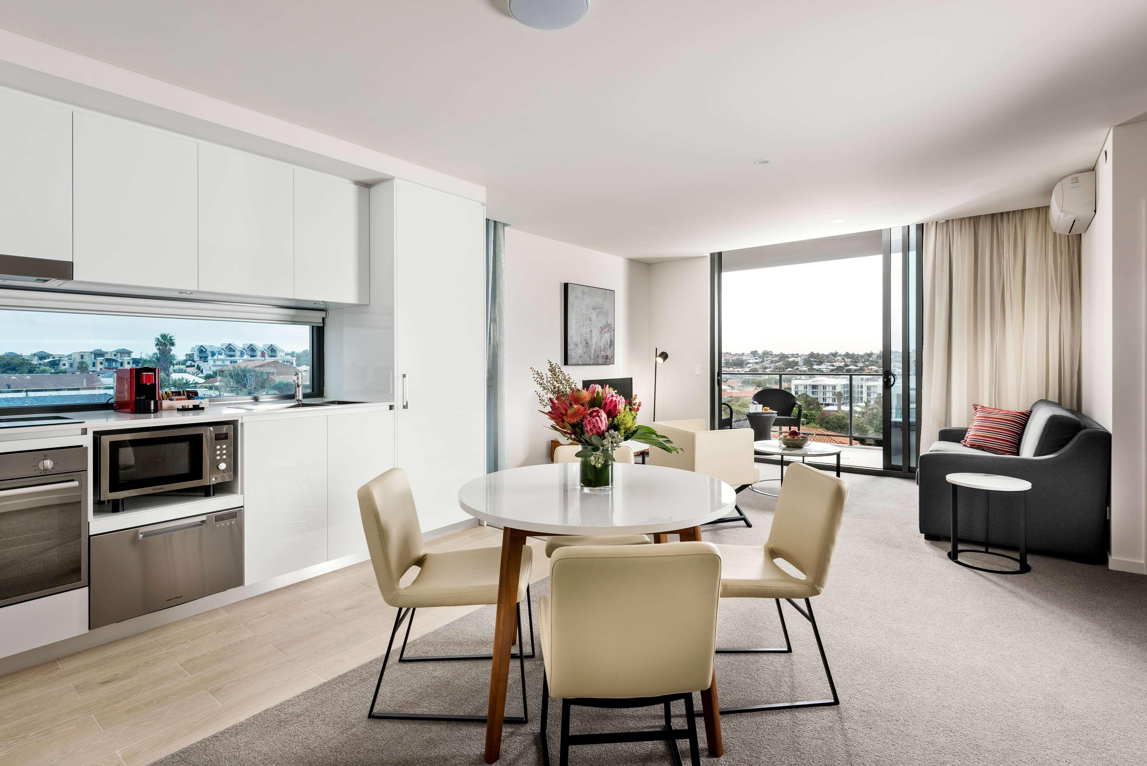 Ramada By Wyndham Vetroblu Scarborough Beach Perth Ngoại thất bức ảnh
