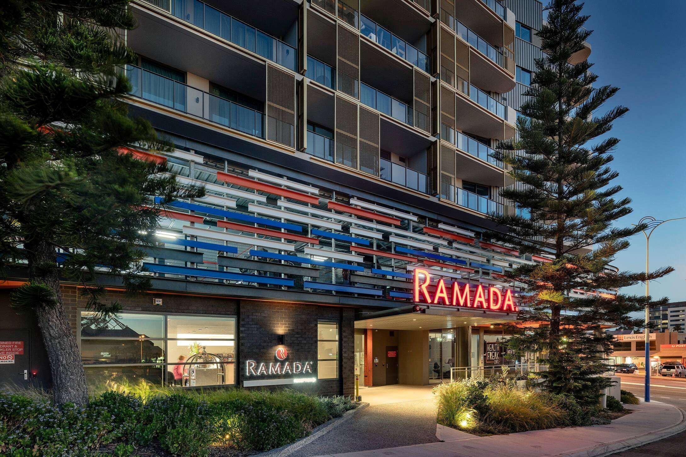 Ramada By Wyndham Vetroblu Scarborough Beach Perth Ngoại thất bức ảnh
